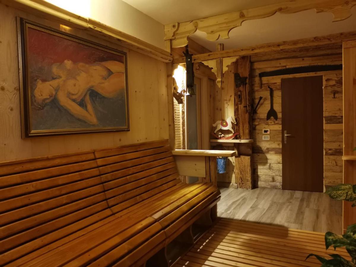 Garni Defrancesco Hotel Campitello di Fassa Eksteriør billede