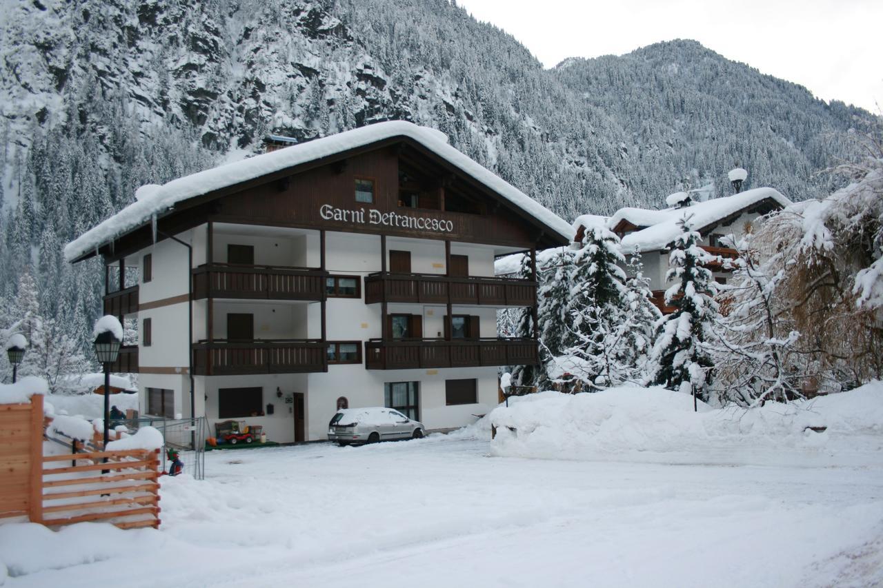 Garni Defrancesco Hotel Campitello di Fassa Eksteriør billede