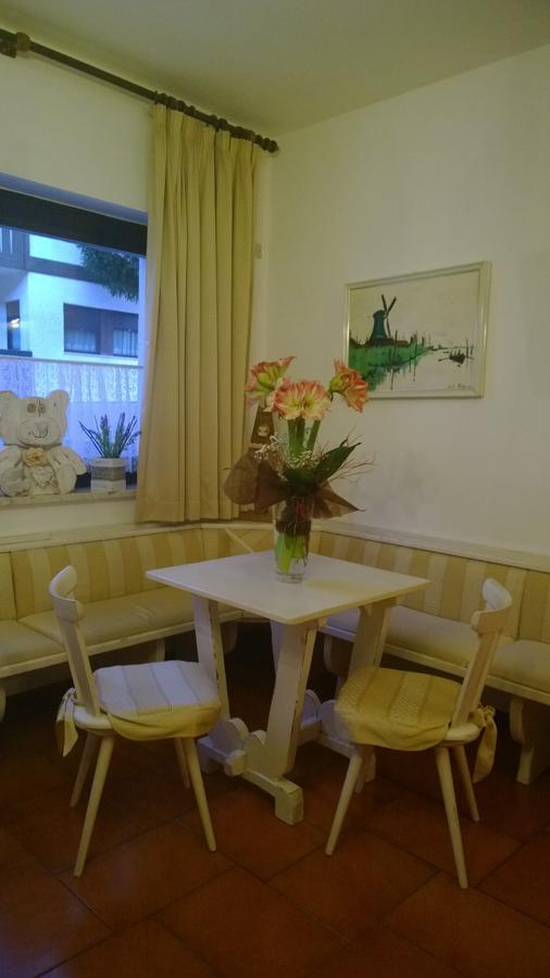 Garni Defrancesco Hotel Campitello di Fassa Eksteriør billede