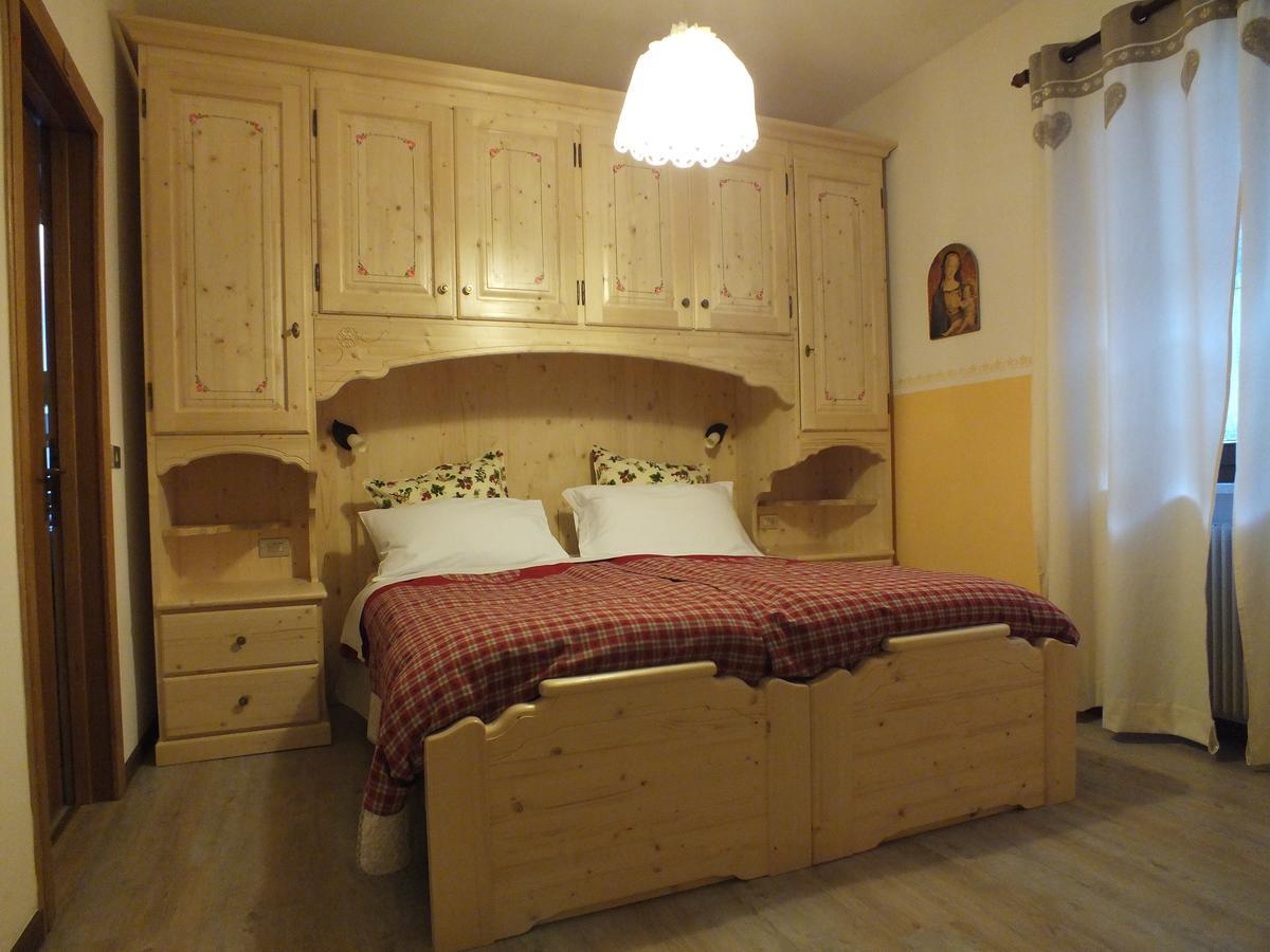 Garni Defrancesco Hotel Campitello di Fassa Eksteriør billede